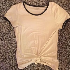 xl (14/16), buts fits a medium, white tee!!